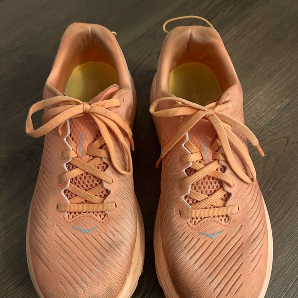 Size 9 Hokas! - Picture 7 of 7